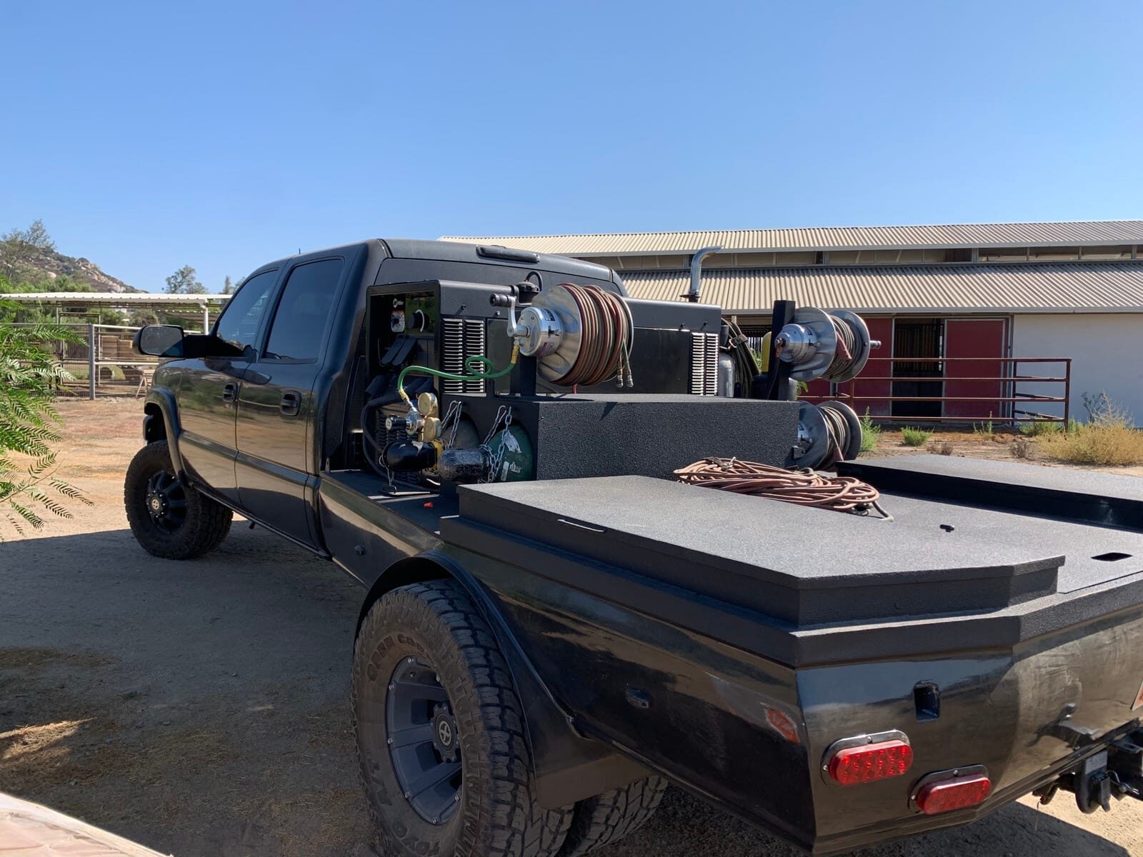Custom welded ranch entry and access gate